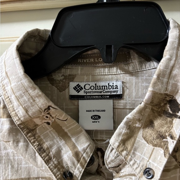 Columbia Tan Casual Button Down Shirt with Striped Pattern - Picture 5 of 5